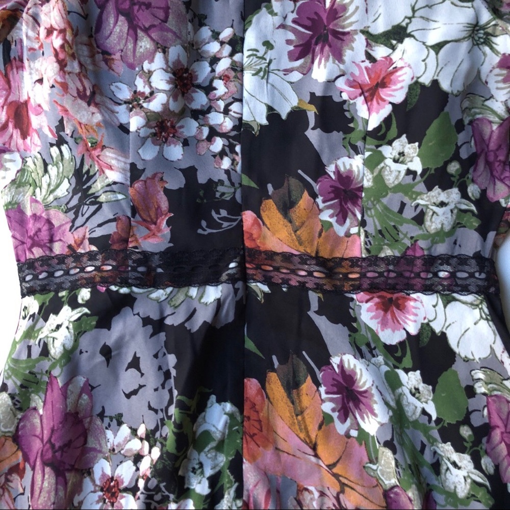 Gabby Skye Winter Florals Cold Shoulder Dress - Picture 6 of 8